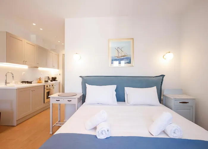 Arco Collection Corfu (city)